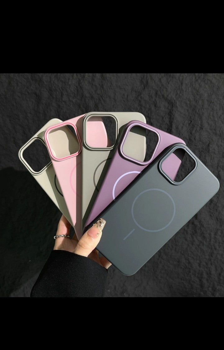 2025 Ultra Thin Style Magnetic Wireless Charging PC Phone Case Cover for iphone 17 16 15 14 13 pro max protective cover